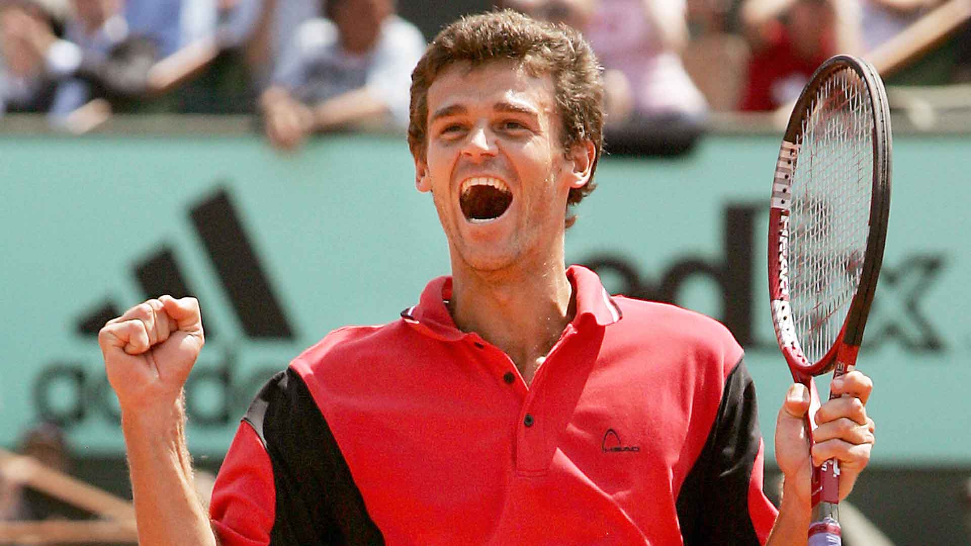 Roland Garros Flashback: Gustavo Kuerten Shocks World No ...