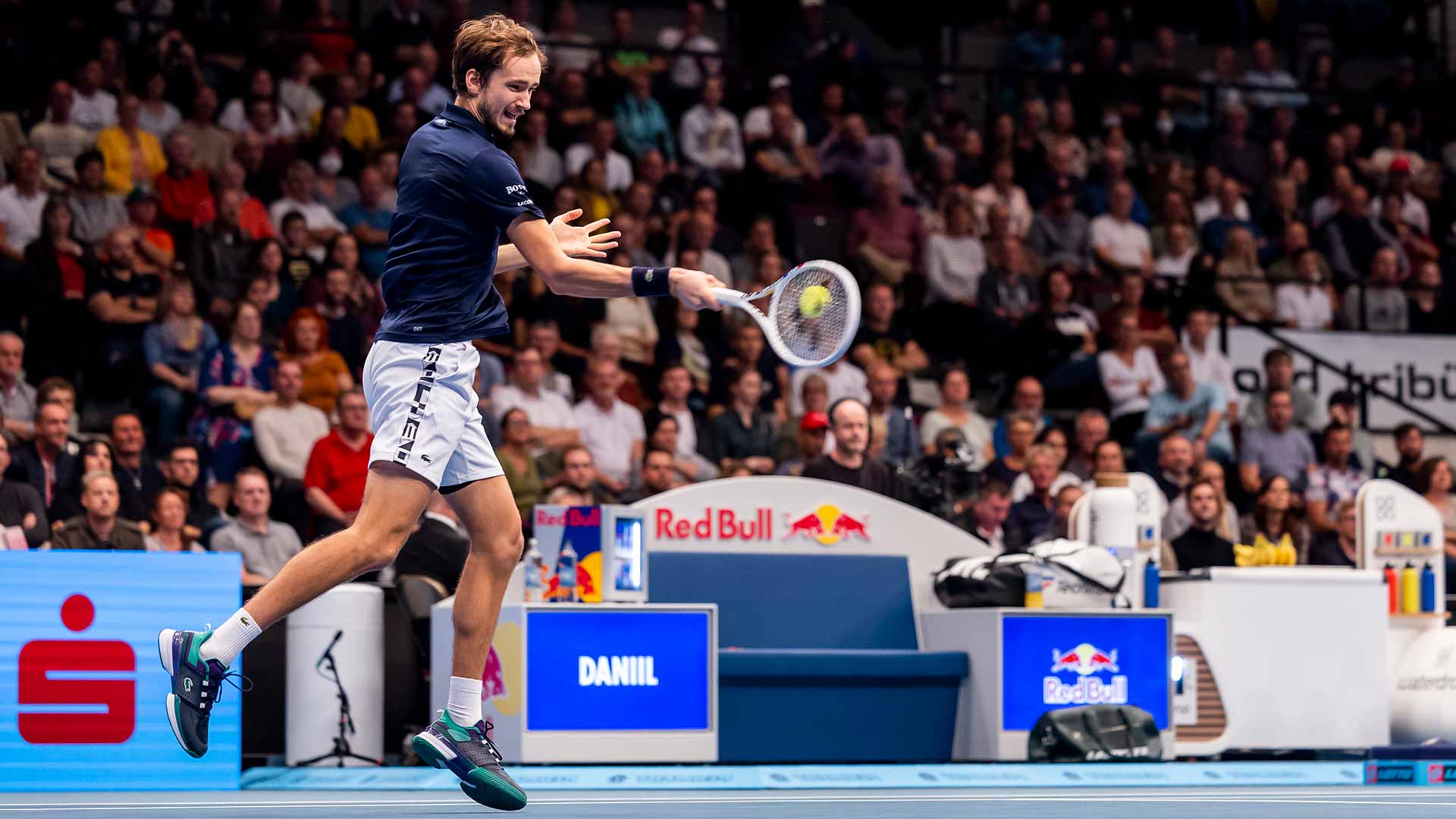 Daniil Medvedev Sinks Jannik Sinner In Vienna ATP Tour Tennis