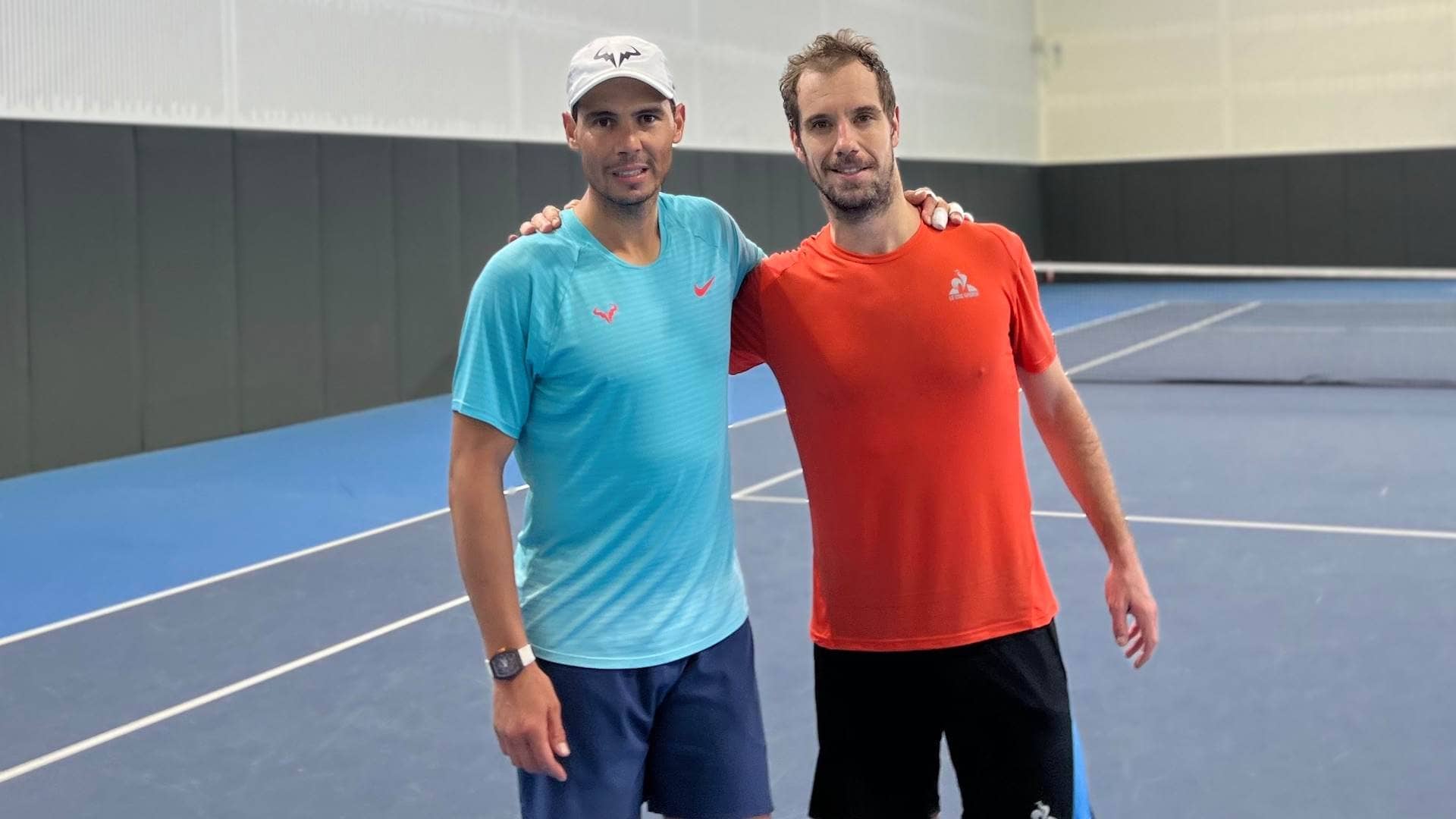 Rafael Nadal y Richard Gasquet comparten una sesión de entrenamiento en la Rafa Nadal Academy.