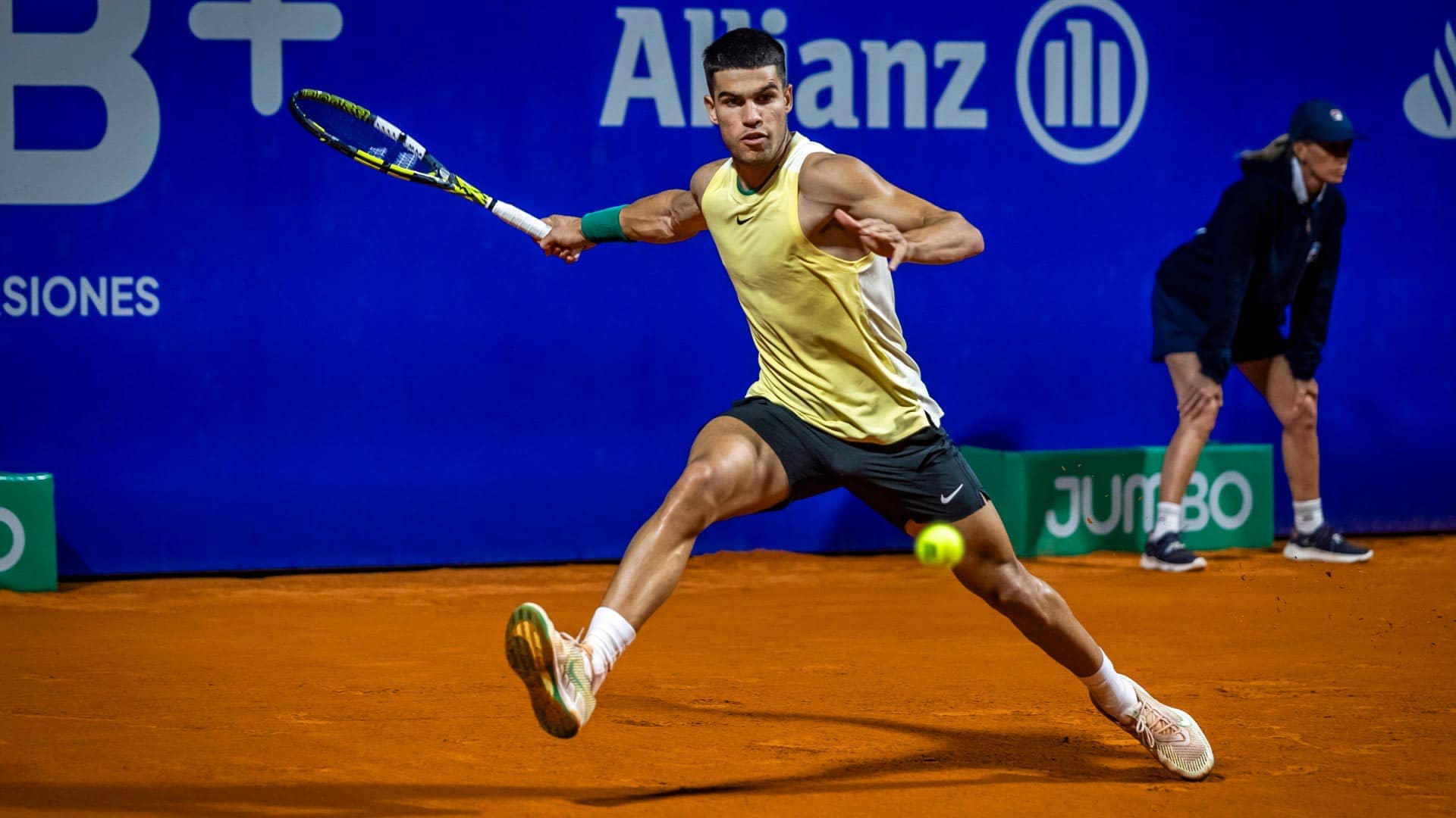Carlos Alcaraz makes winning clay return to start Buenos Aires title ...
