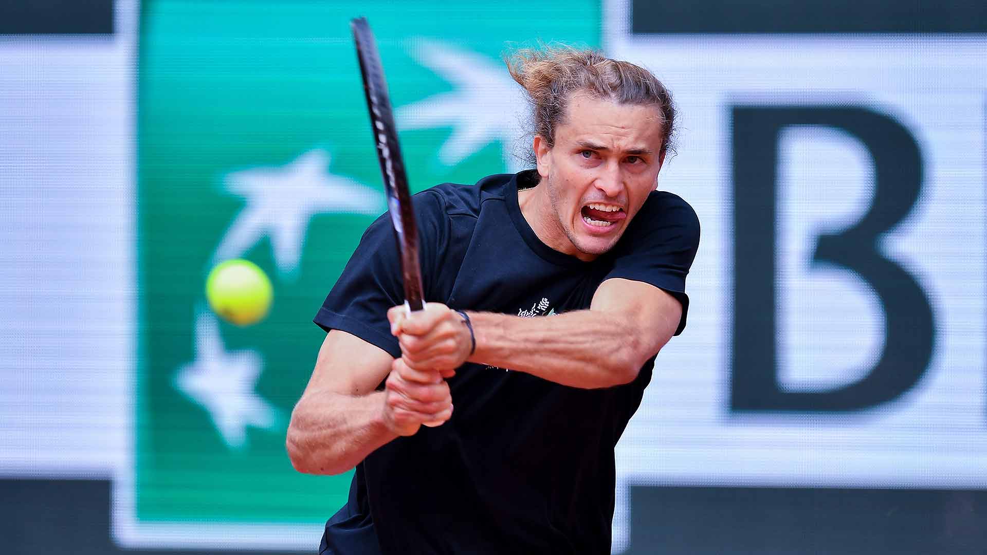 Alexander Zverev has reached three consecutive semi-finals at Roland Garros.
