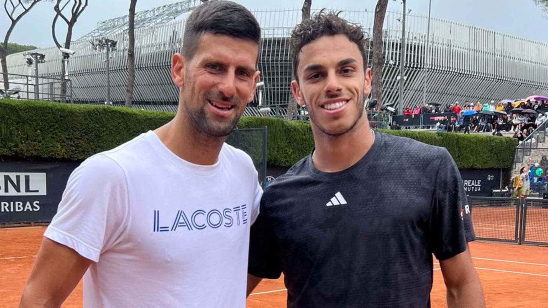 Francisco Cerúndolo se mide ante Djokovic buscando los cuartos en Roland Garros.