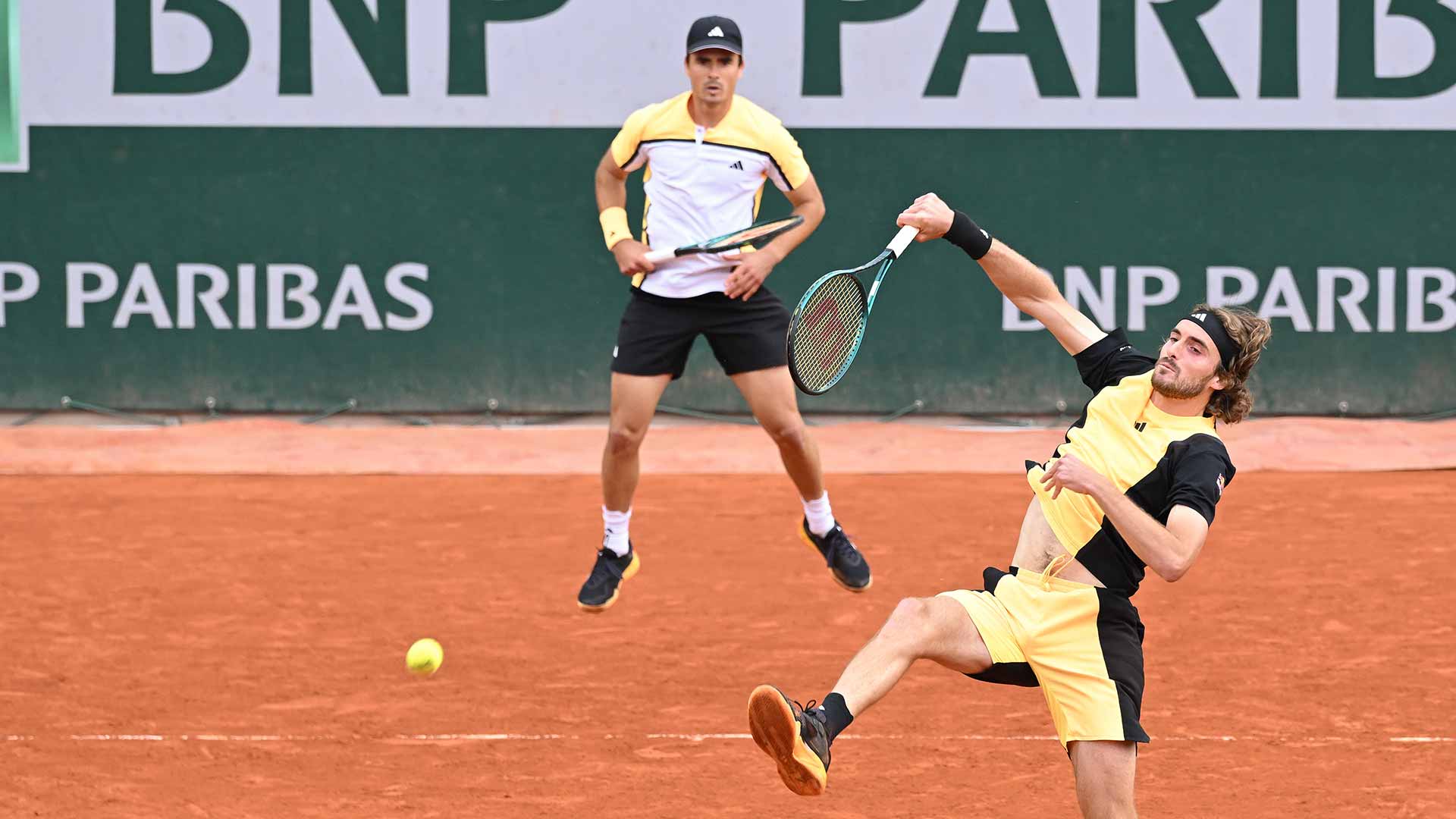Tsitsipas brothers continue Roland Garros journey, reach QFs
