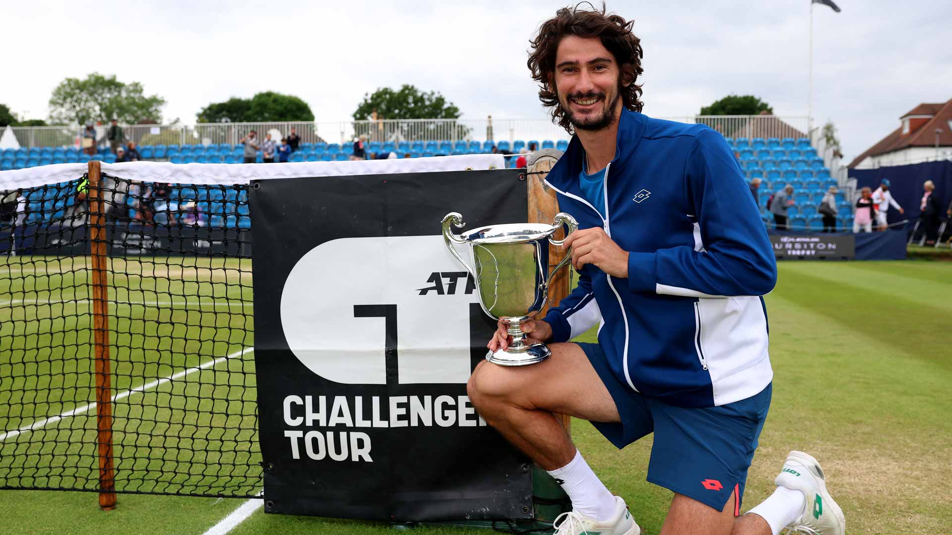 <a href='https://www.atptour.com/en/players/lloyd-harris/hg86/overview'>Lloyd Harris</a> wins his first grass-court title and sixth ATP Challenger Tour crown in Surbiton.