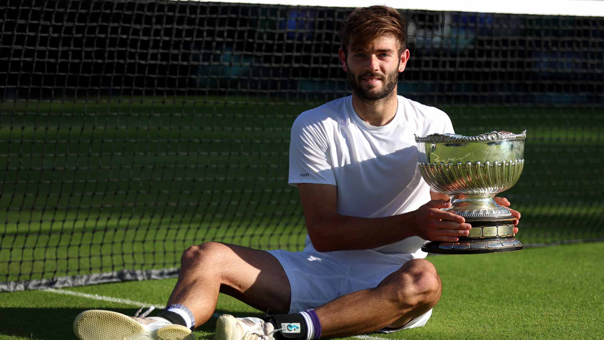 <a href='https://www.atptour.com/en/players/jacob-fearnley/f0by/overview'>Jacob Fearnley</a> wins the Nottingham Challenger.