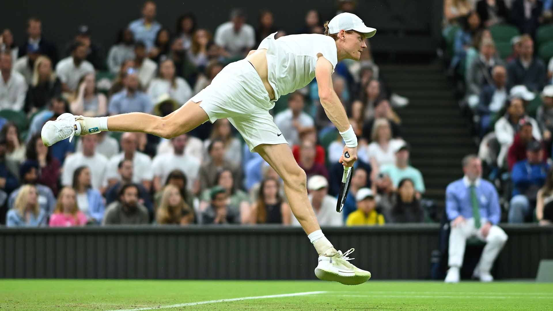 Jannik Sinner needs four sets to hold out fellow Italian Matteo Berrettini in the second round of Wimbledon.