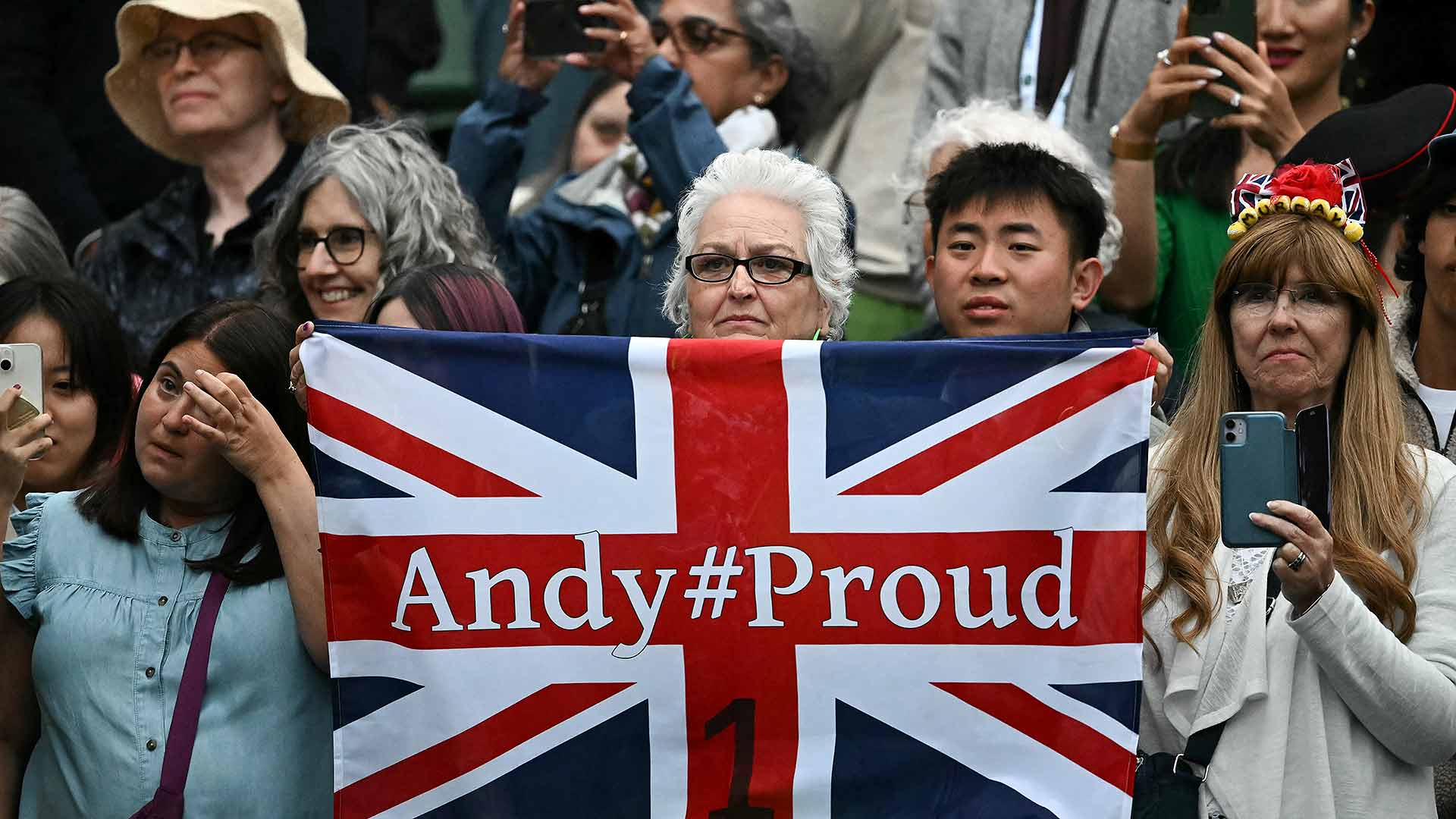 British fans give a rousing farewell to their favourite tennis son, Andy Murray.