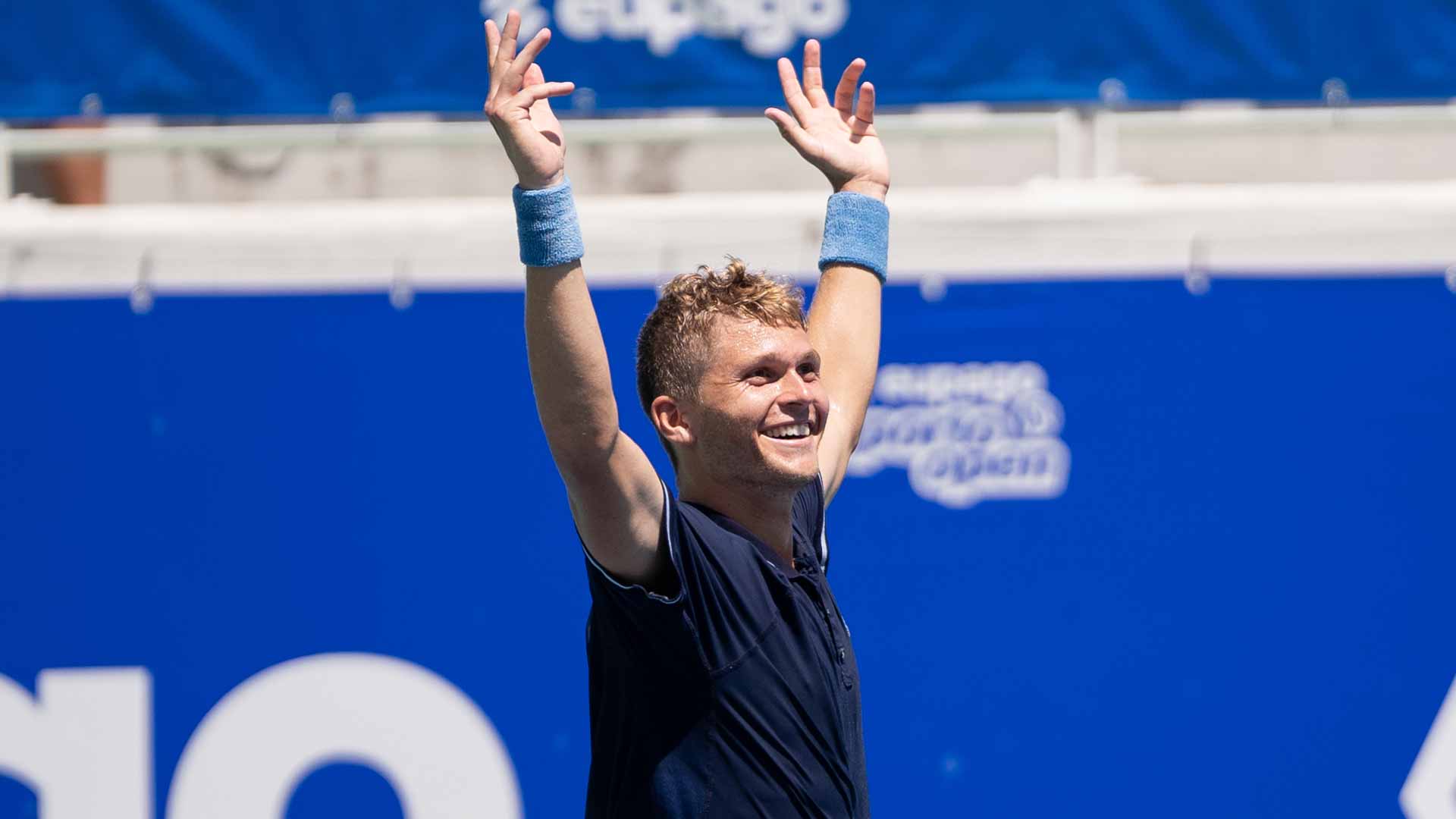 <a href='https://www.atptour.com/en/players/august-holmgren/h09n/overview'>August Holmgren</a> celebrates winning the Porto Challenger.