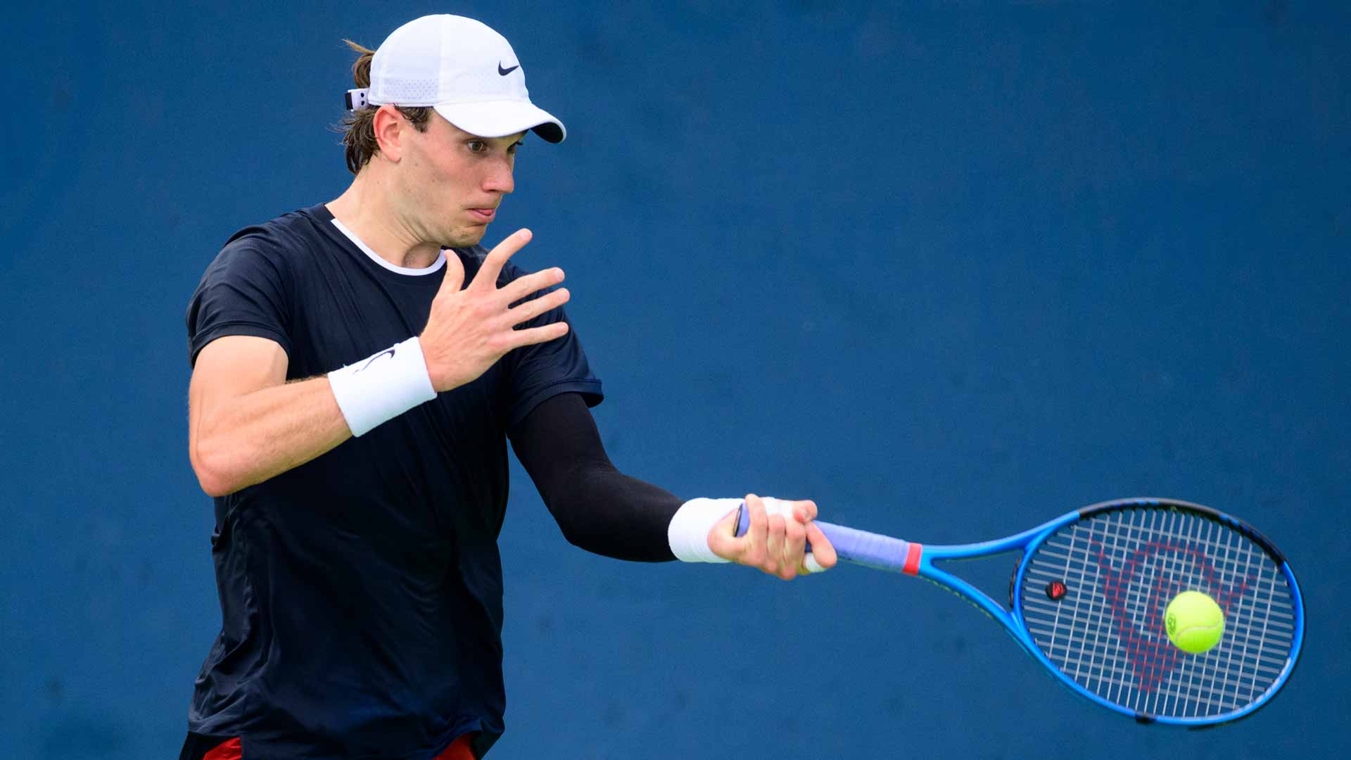 Draper escapes Tsitsipas in Cincinnati, Shelton saves MP