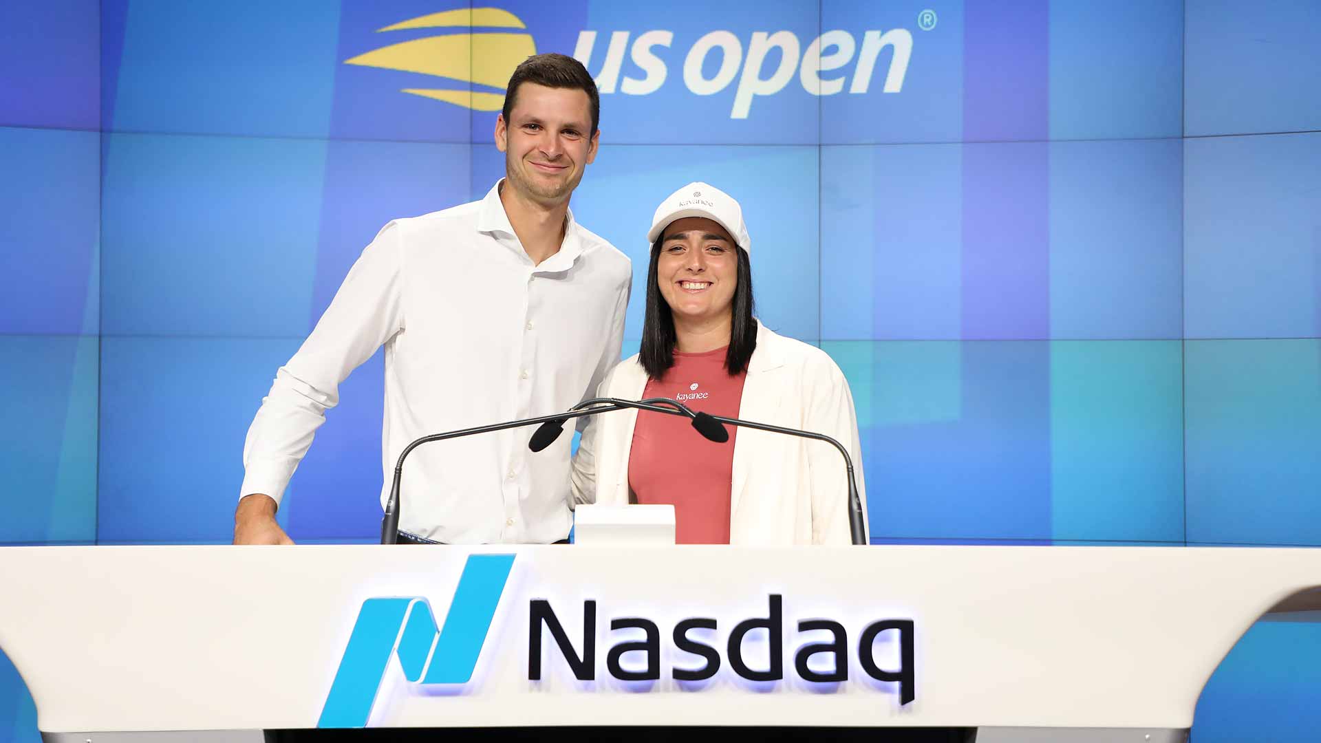 Hubert Hurkacz & Ons Jabeur ring Nasdaq Closing Bell before US Open ...